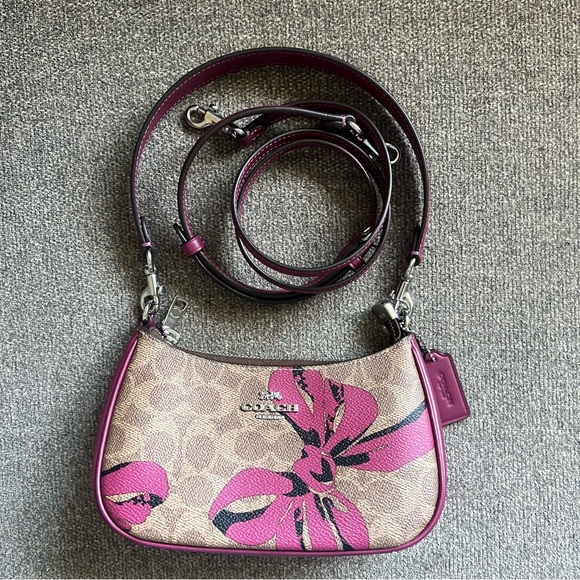 Coach Brown Signature Shoulder Bag with Pink Floral Accents - Picture 8 of 11